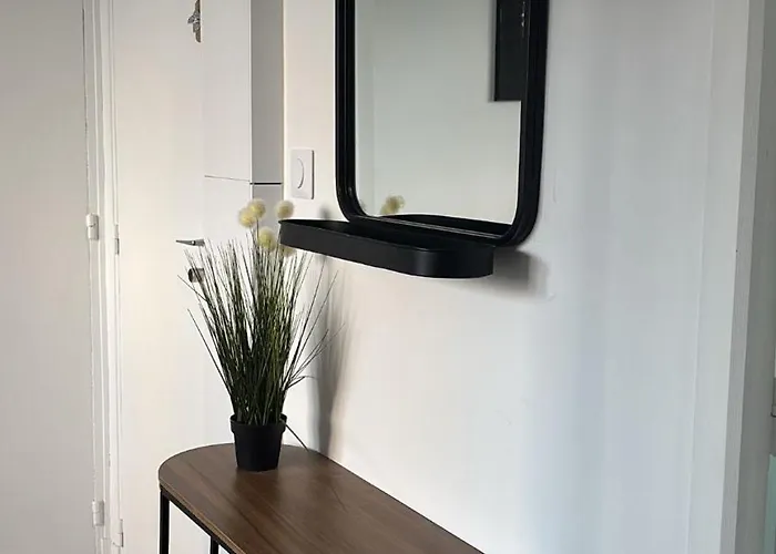 Dalikyda - Les Coulisses - Free Parking アパート