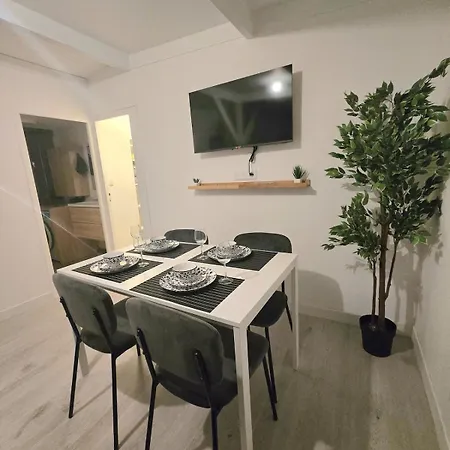 Dalikyda - Les Coulisses - Free Parking Apartman *